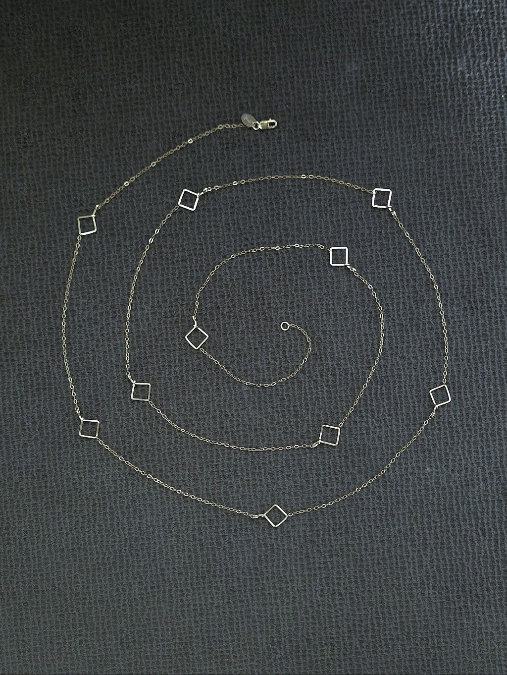 Imi Long Gold Necklace With Stationary Open Rhombuses - Nwot